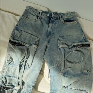Baggy pocketed jeans